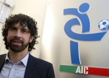 AIC, Tommasi: “Proposta taglio stipendi calciatori del 30% vergognosa e irricevibile!”