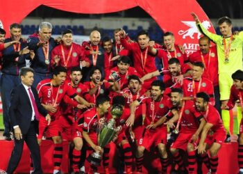 Il campionato del Tagikistan sostiene i paesi che lottano contro il COVID-19