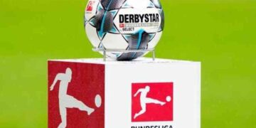 Cinture allacciate, la Bundesliga è pronta a ripartire.