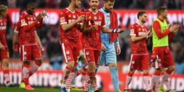 Bundesliga, tre positivi nel Colonia. Gli allenamenti proseguono.
