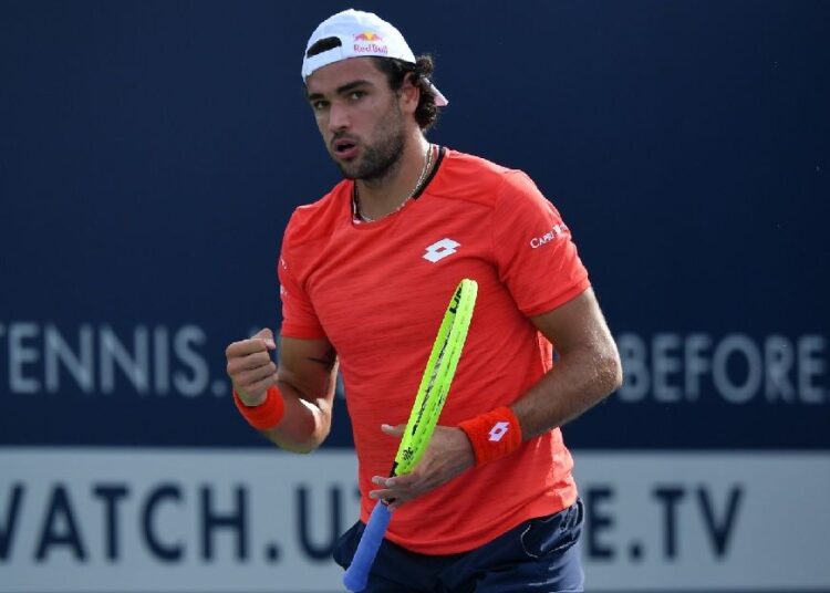 Ultimate Tennis Showdown: Thiem batte Tsitsipas,  Berrettini show contro Paire.