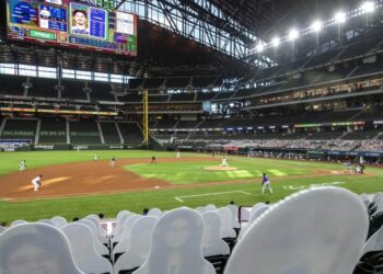 Nuovo stadio dei Texas Rangers: sarà un modello anche per il calcio italiano?