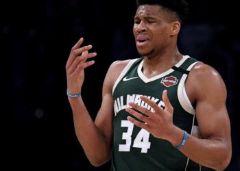 NBA: BUCKS e KINGS chiudono i centri di allenamento.
