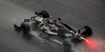 F1: qualifiche, Hamilton parte in pole position, è profondo rosso per il team di Maranello