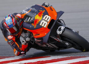 MotoGP: Binder vince su Morbidelli. Ottimo quinto posto per Rossi.