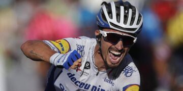 Ciclismo: è tornato Alaphilippe, leader del Tour come un anno fa.