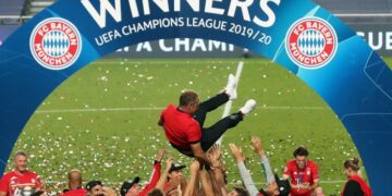 Il Bayern Monaco di Flick è la nona squadra a vincere una tripletta