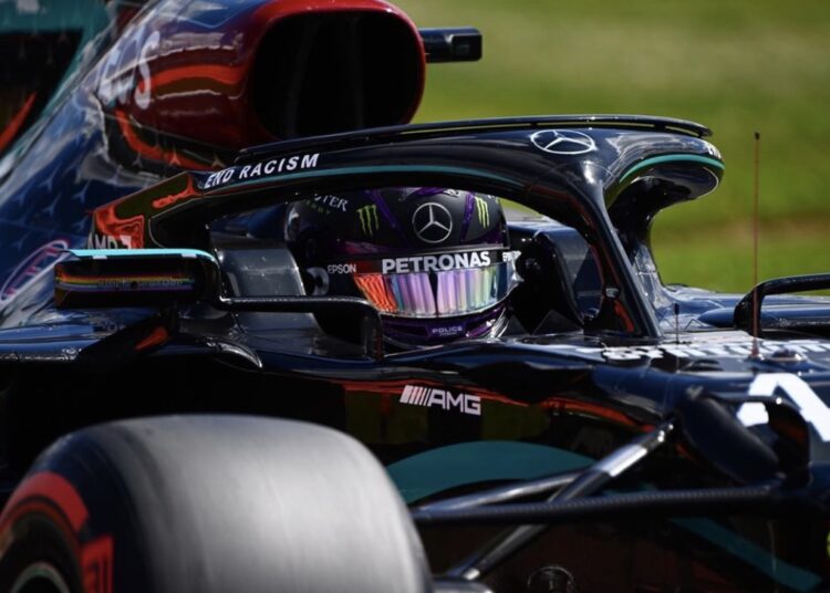 F1: Vince Hamilton, Ferrari sul podio