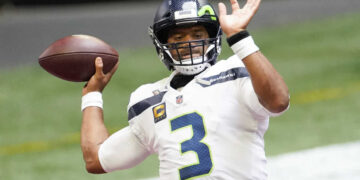 Spettacolo football americano: Seattle sconfigge il New England 35-30.