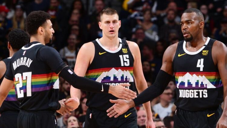 NBA, Utah Jazz eliminati da Denver.