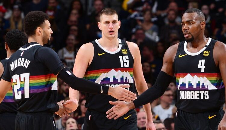 NBA, Utah Jazz eliminati da Denver.