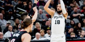 Basket: Belinelli torna in Italia dopo 13 stagioni nella NBA.