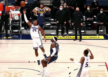 Notte di magia per l’NBA. Ottimo esordio di Gallinari.