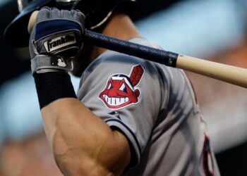 Dopo più di 100 anni, il nome dei Cleveland Indians scompare dal baseball.