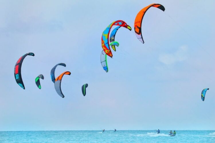 Parigi 2024, il Cio introduce il kitefoil e il 470 misto.