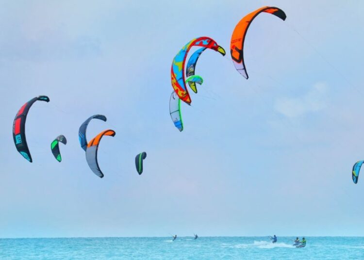 Parigi 2024, il Cio introduce il kitefoil e il 470 misto.