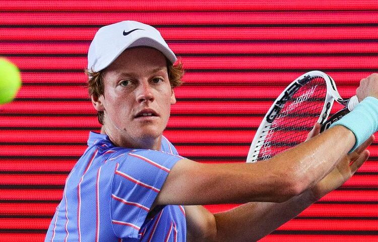 Tennis: Jannik Sinner pronto a misurarsi con i più grandi del mondo.