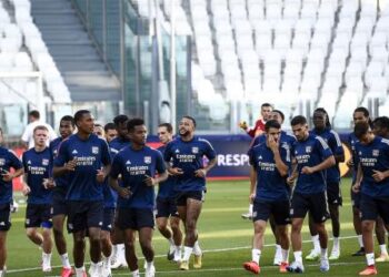 Ligue 1 – Il Lione vince e vola solo in testa alla classifica.