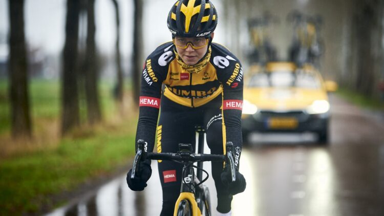Squadra femminile Jumbo, adesso anche le ragazze possono sognare il Giro Rosa.
