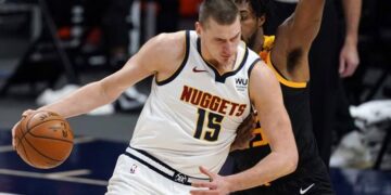 NBA: Jokic ferma la corsa dei Jazz.