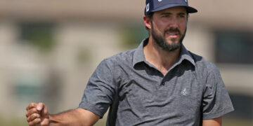 Waste Management Phoneix Open, Mark Hubbard e Matthew NeSmith in testa.