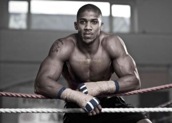 Boxe: Anthony Joshua e Tyson Fury pronti per il Mondiale unificato dei pesi massimi.
