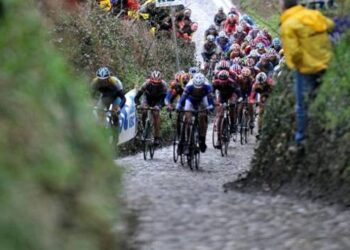 Ciclismo, domenica 4 aprile si correrà il Giro delle Fiandre.
