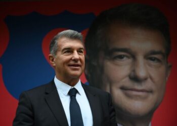 Barcellona, Laporta torna presidente.
