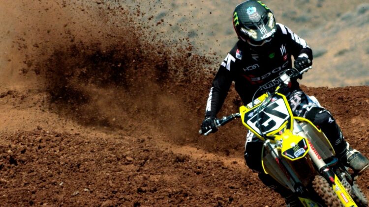 Motocross, stravolto il calendario 2021.