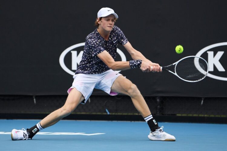 Sinner da urlo: in semifinale per continuare il sogno