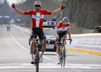 Giro delle Fiandre: vittoria a sorpresa per Asgreen.