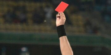 Pasqua e La Penna tra gli arbitri sospesi per rimborsi spese alterati