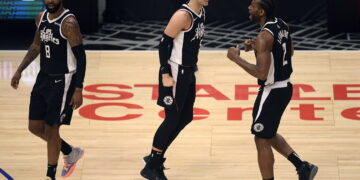 NBA: Clippers in semifinale.