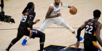 Nba, Paul George da’ spettacolo.