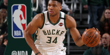 Basket: playoff Nba, Bucks riaprono la serie con Nets.