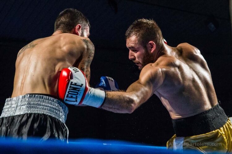 Boxe: Marco Papasidero sul ring per il titolo italiano dei Superwelter.