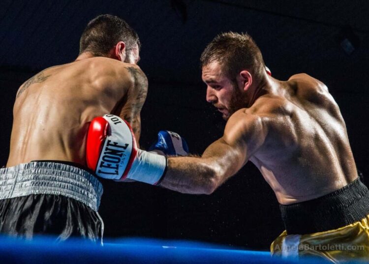 Boxe: Marco Papasidero sul ring per il titolo italiano dei Superwelter.