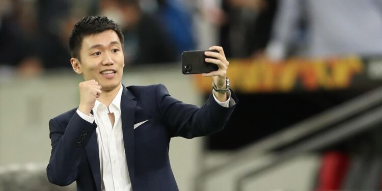 Sei banche in soccorso di Suning