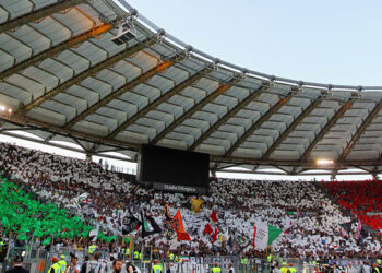Molti biglietti invenduti negli stadi italiani