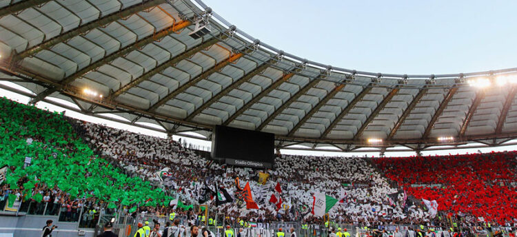 Molti biglietti invenduti negli stadi italiani