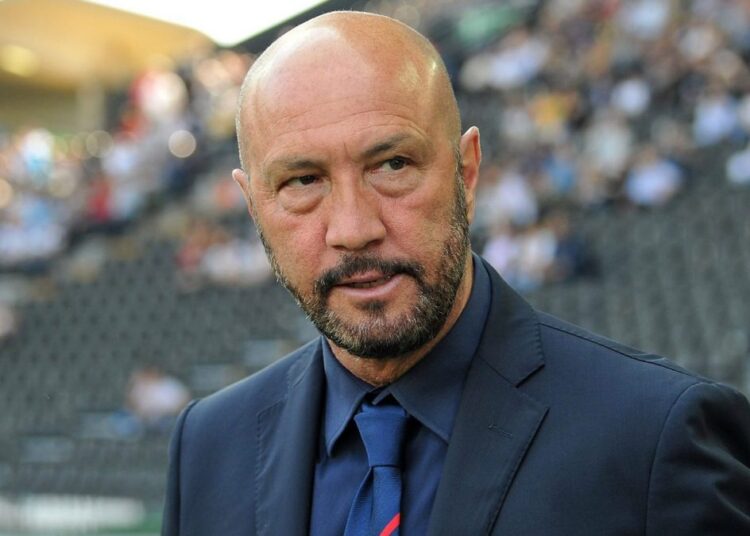 Walter Zenga, quattro dosi di vaccino per amore del calcio