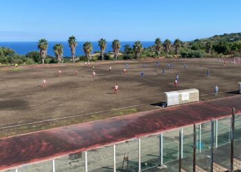L’ASD RAGUSA CALCIO 1949 sblocca il match all’ultimo assalto sul campo dell’Aci Catena.