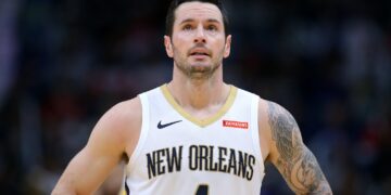 NBA, JJ Redick si ritira dopo 15 anni di carriera.