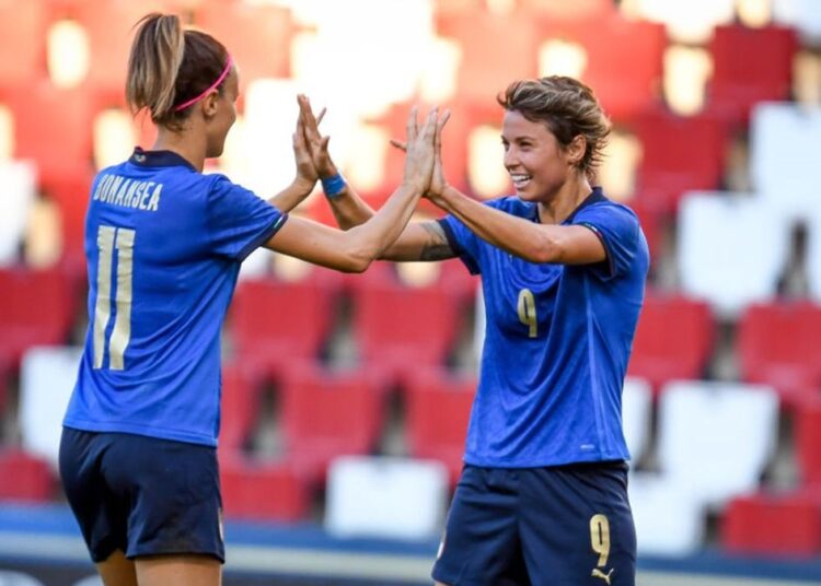 Calcio femminile, Bertolini: “Siamo le favorite del girone”.