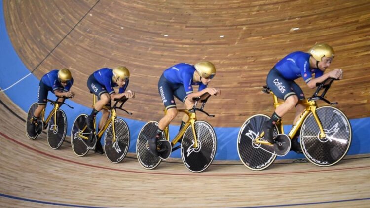 Ciclismo su pista: oggi la finale Italia-Francia.