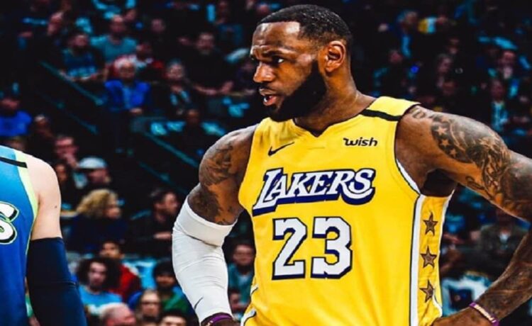 I giocatori più pagati della NBA secondo Forbes