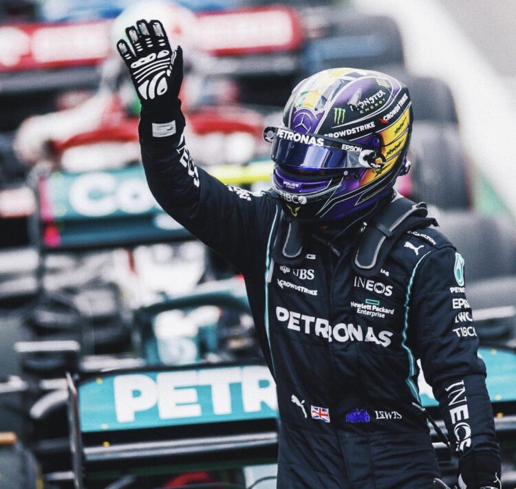 Formula 1: Bottas trionfa nella Sprint, Hamilton rimonta