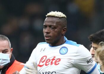 Osimhen, prognosi di tre mesi fuori