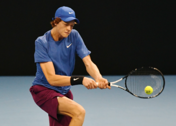 Sinner subito convincente agli Australian Open