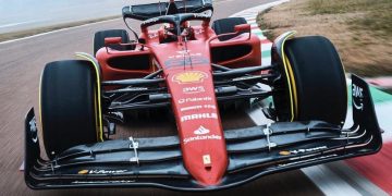 Formula 1: Presentate tutte le auto, si scaldano i motori in vista dei test in Bahrain 